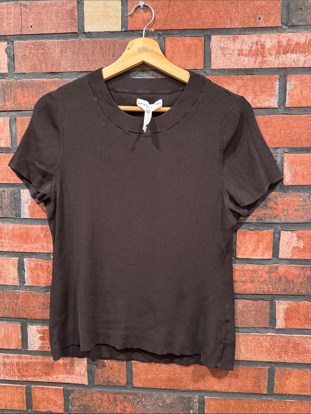 APiece Apart CIAO  RIBBED TEE Deep Espresso - Picture 2 of 12